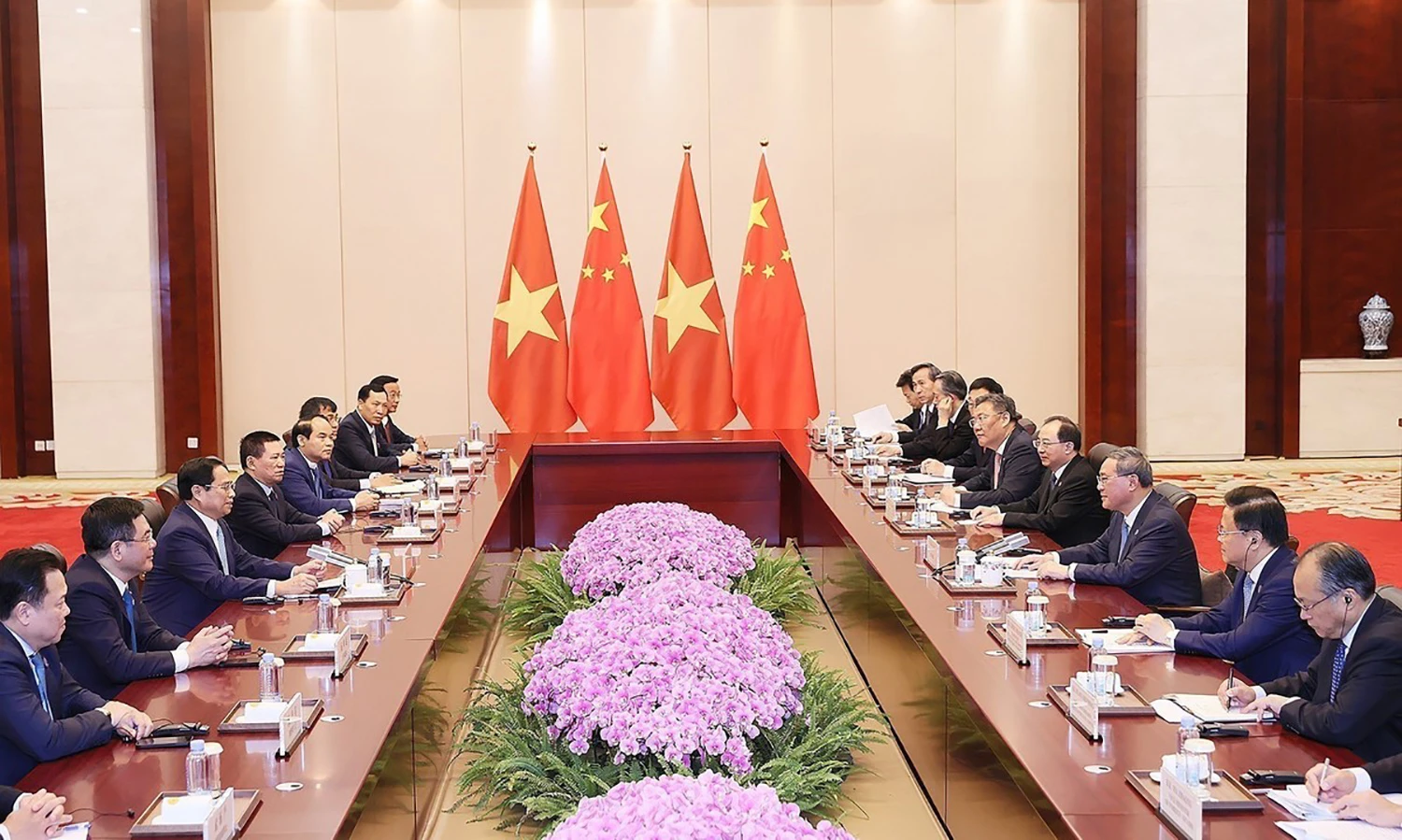 thu-tuong-pham-minh-chinh-dien-dam-thu-tuong-ly-khac-cuong-9-2023.jpg