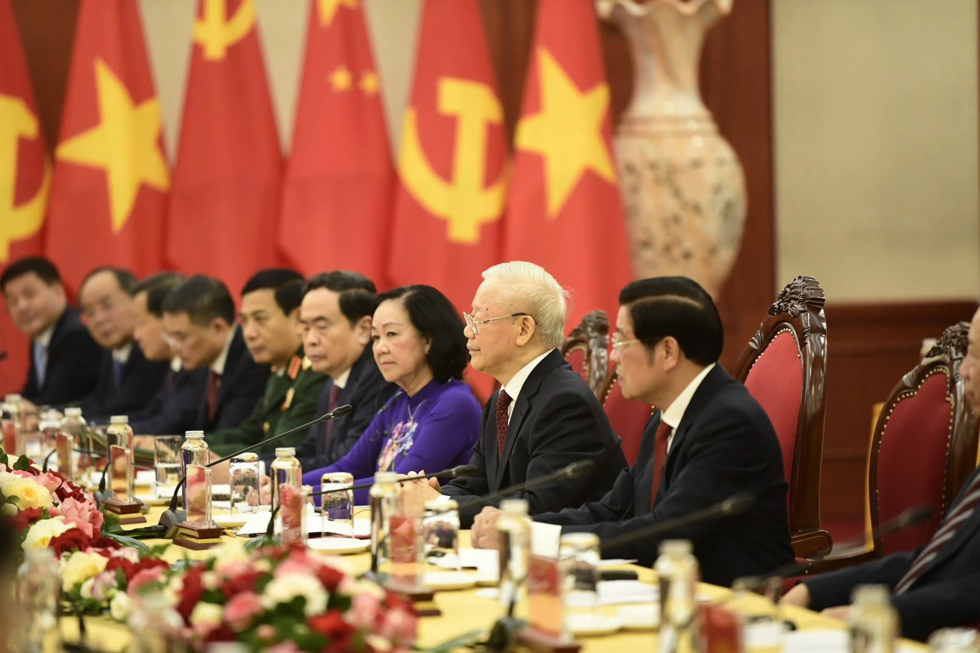 tong-bi-thu-nguyen-phu-trong-hoi-dam-voi-ong-tap-can-binh-tham-viet-nam-2-2561-2341.jpg