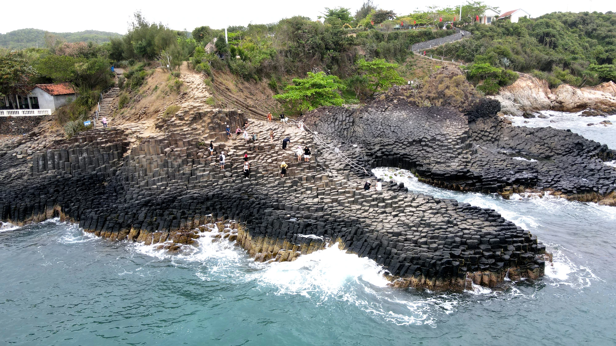 ganh-da-xep-phu-yen.jpg