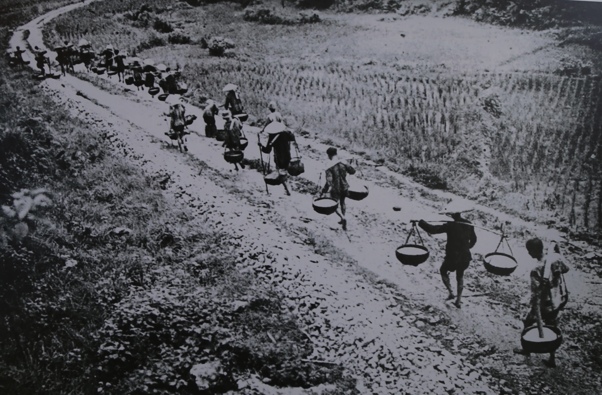 chien-thang-dien-bien-phu.JPG