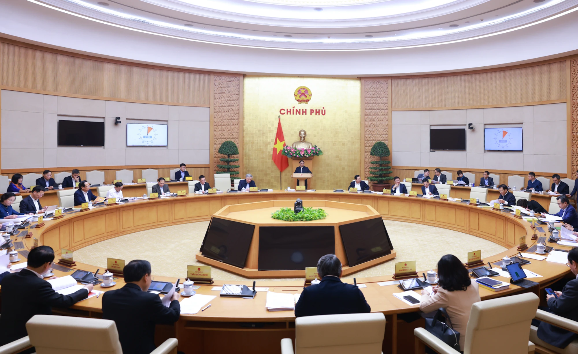 de-xuat-mot-loat-sua-doi-quy-trinh-lap-phap.jpg