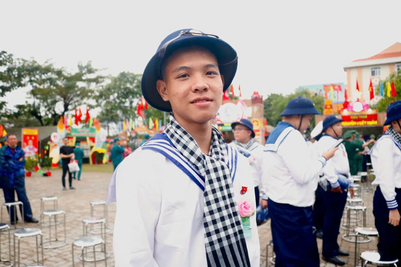 truong-le-anh-khoa-nhap-ngu-2025.jpg