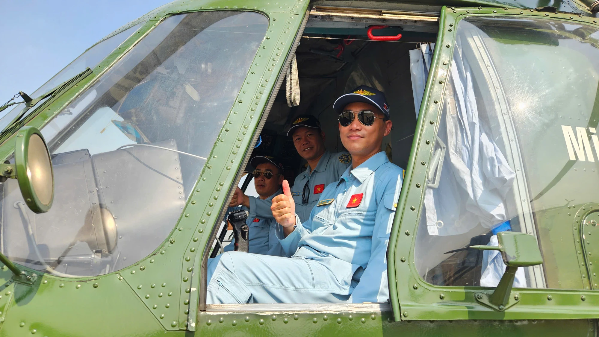 to-doi-bay-mi-nguyen-vung-2.jpg