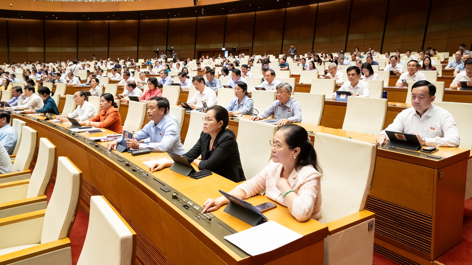 thoi-khac-lich-su-mo-ra-luong-gio-moi-cho-hanh-trinh-phat-trien-cua-viet-nam-ky-hop-thu-9-3.jpg