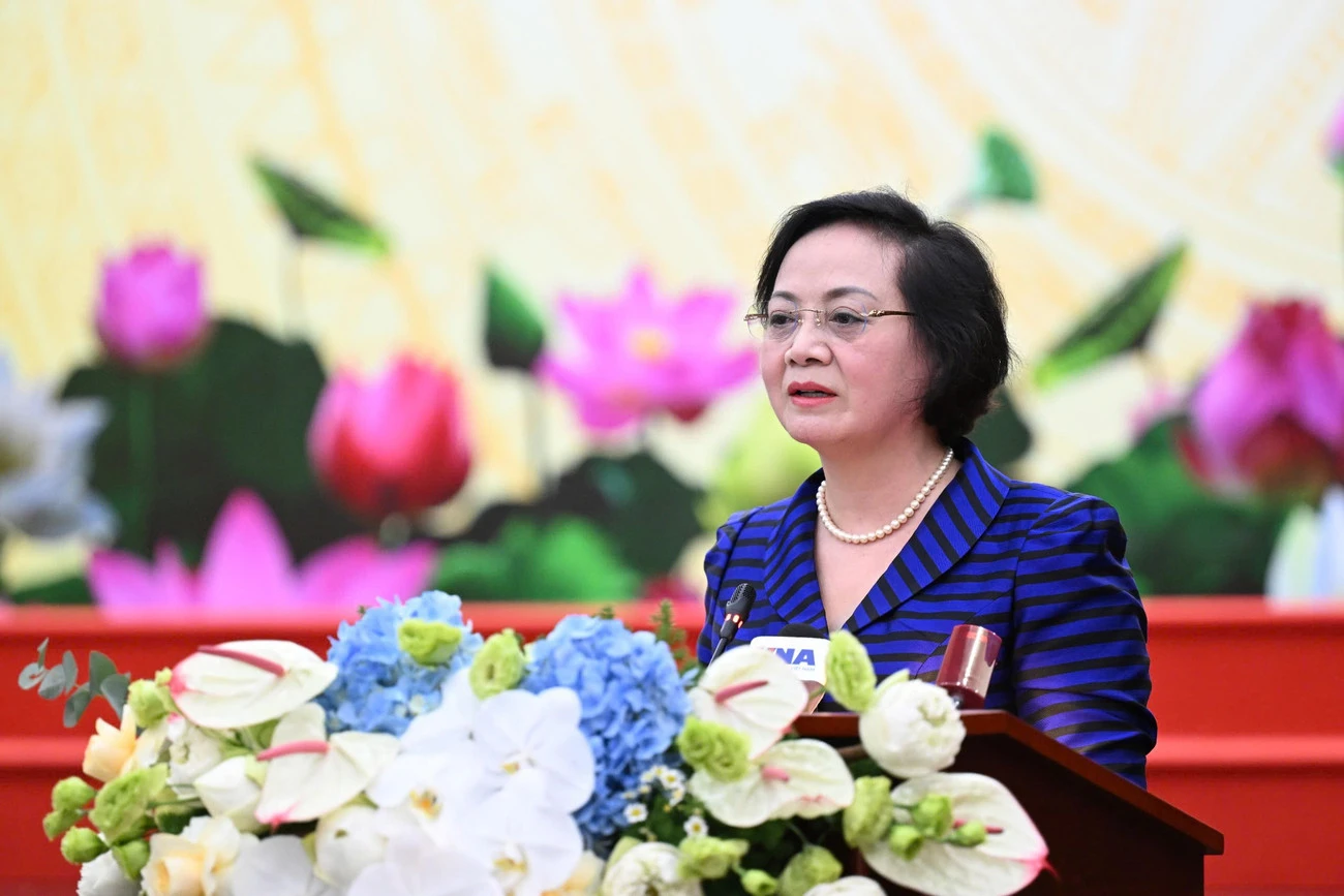 bo-truong-bo-noi-vu-noi-ve-viec-ap-dung-kpi-de-danh-gia-can-bo-cong-chuc.jpg