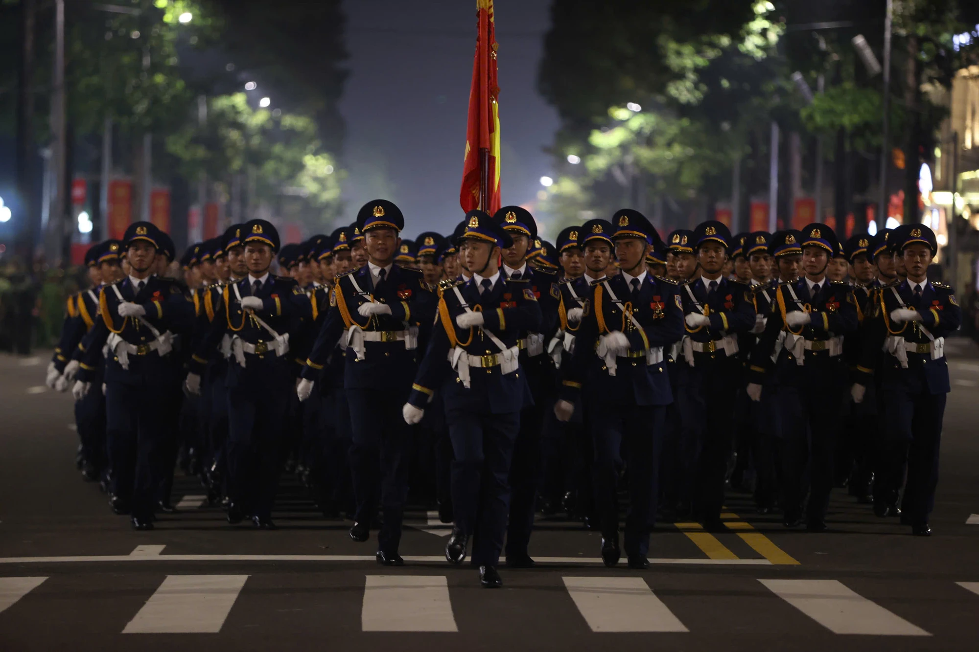 A80-Ngay-27-8-le-dieu-binh-dieu-hanh-ngoc-son-35.jpg