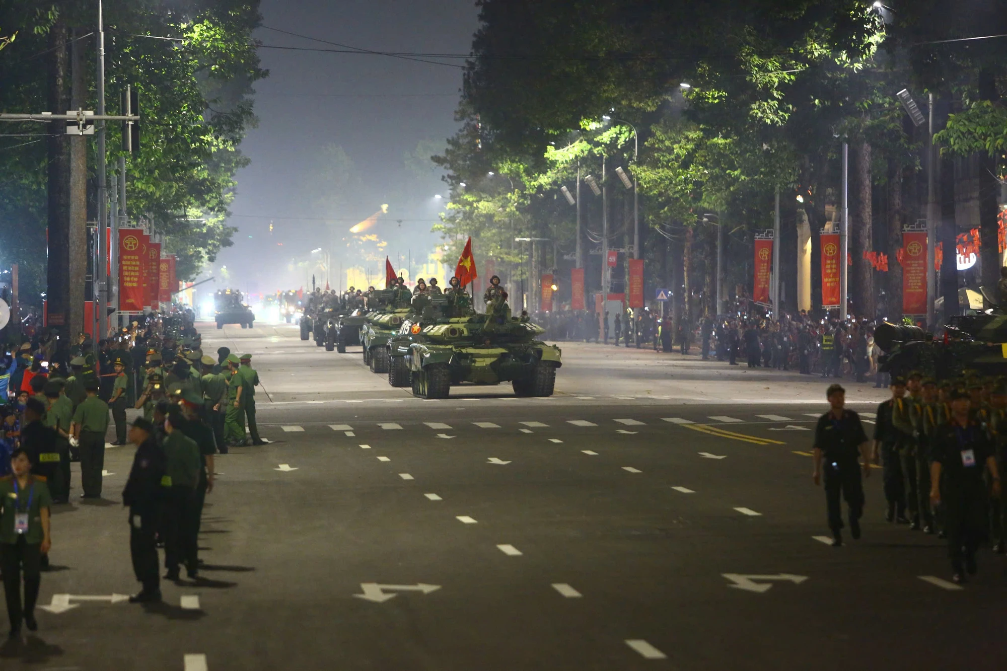A80-Ngay-27-8-le-dieu-binh-dieu-hanh-pccc-dan-khi-tai-trong-phu-1-23.jpg