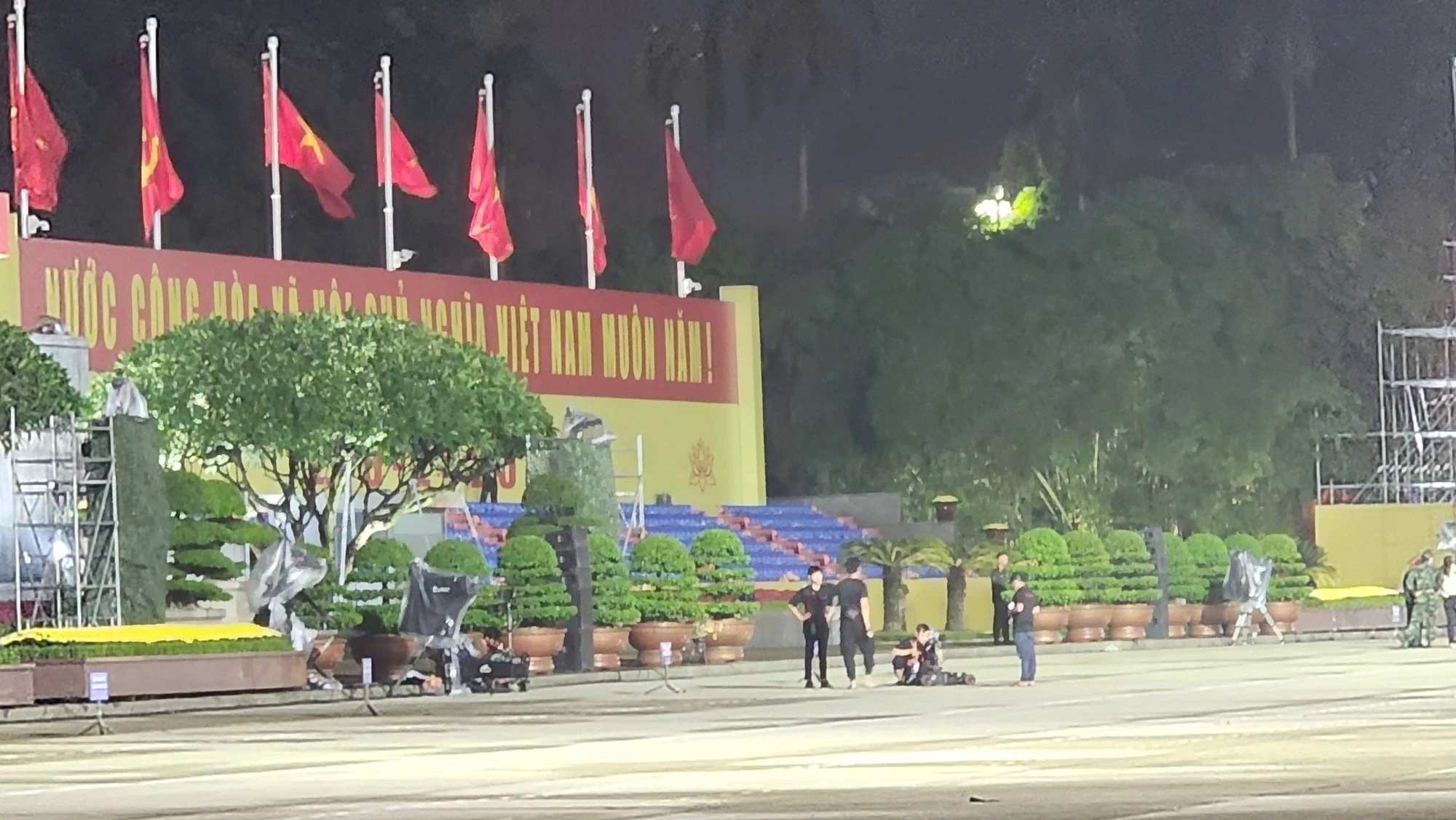 A80-Ngay-30-8-le-dieu-binh-dieu-hanh-dang-trung-ba-dinh-3.jpg