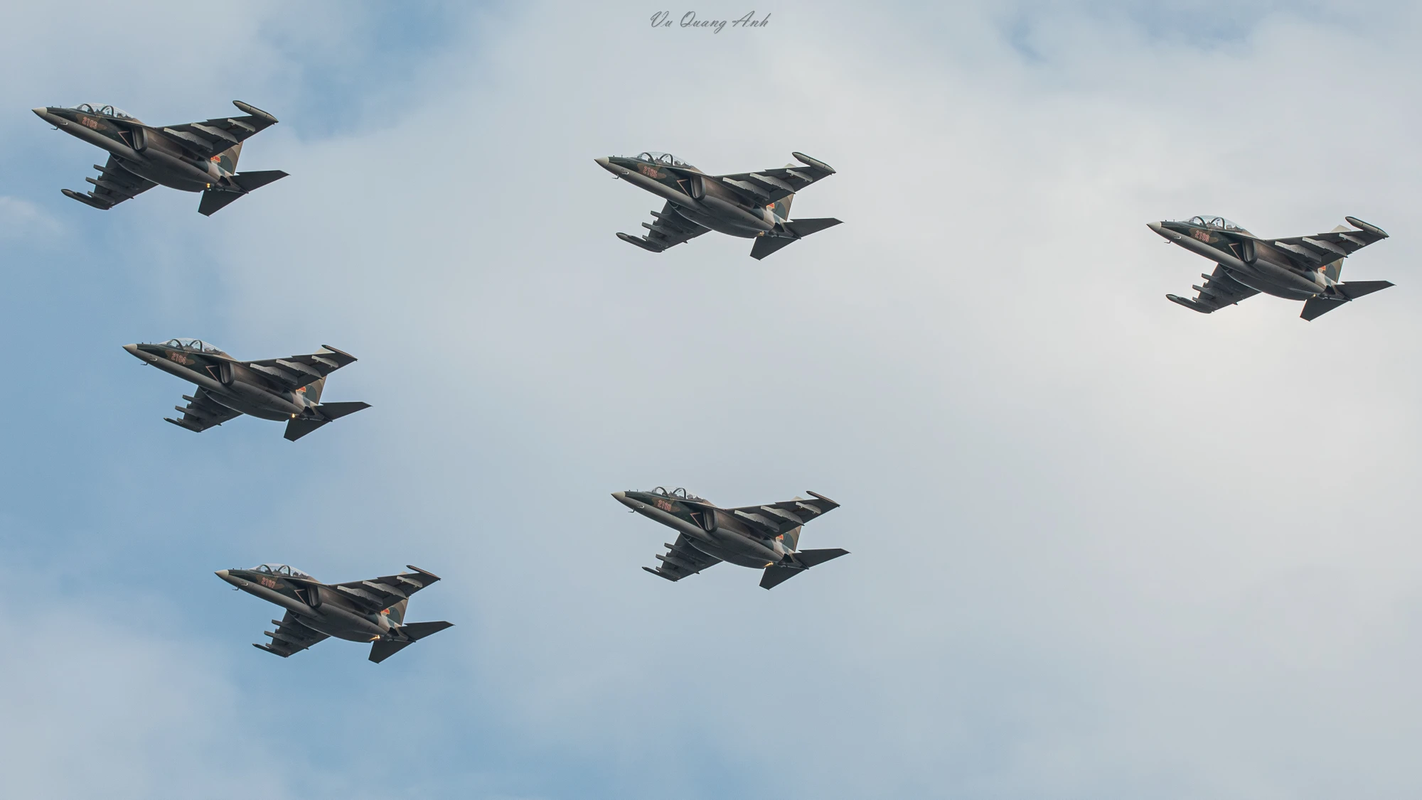 A80-Ngay-30-8-le-dieu-binh-dieu-hanh-quang-anh-yak130-1.jpg