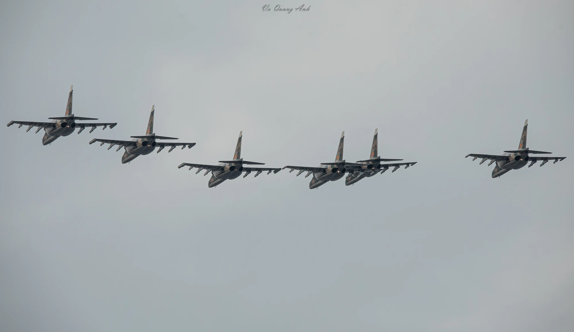 A80-Ngay-30-8-le-dieu-binh-dieu-hanh-quang-anh-yak130-3.jpg