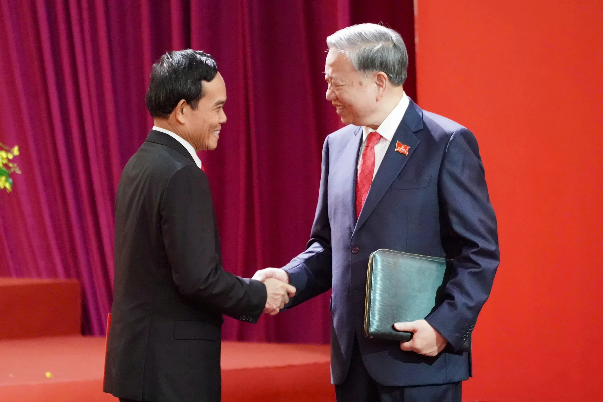 tong-bi-thu-to-lam-2.jpg