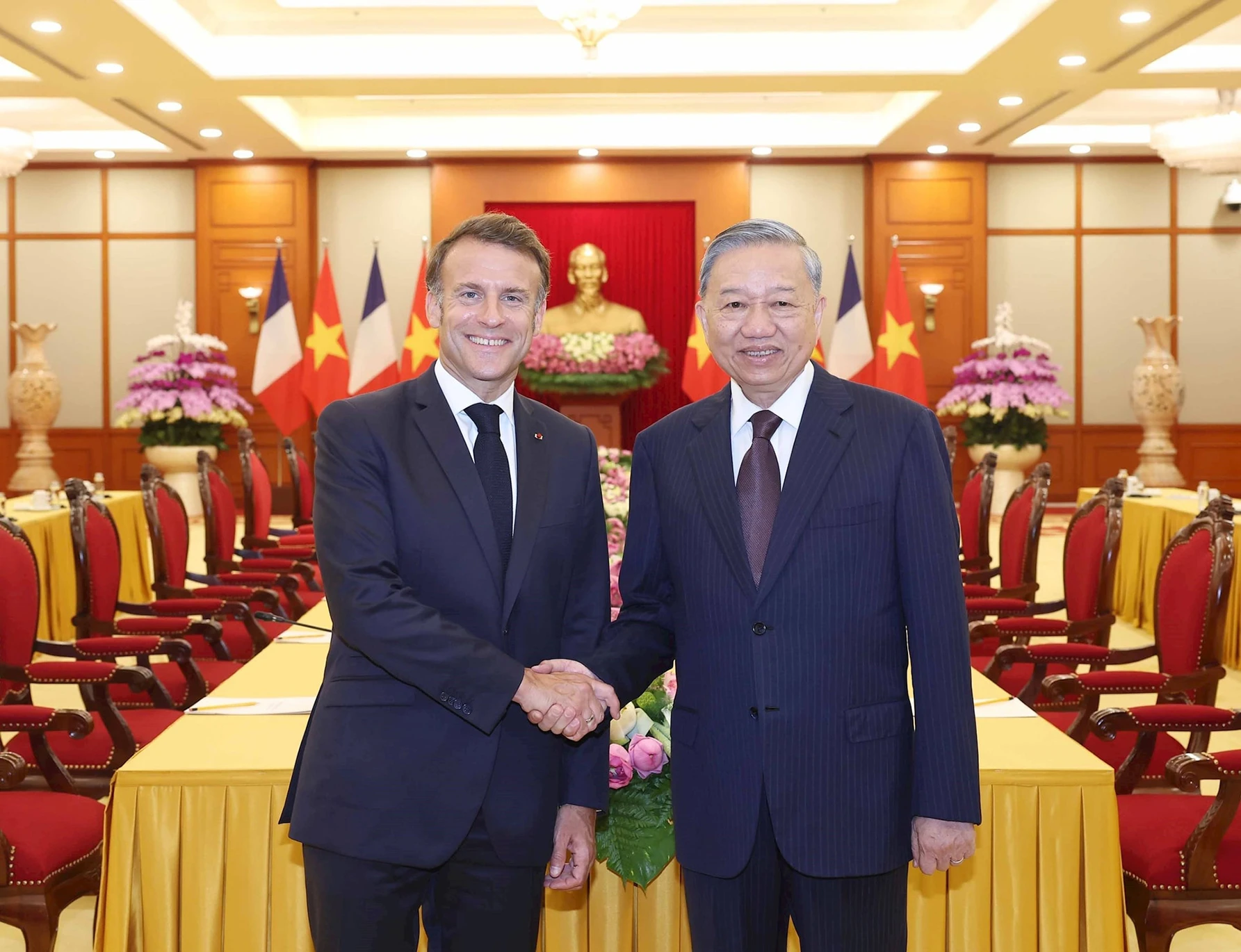 tong-bi-thu-phat-huy-tri-tue-va-ban-linh-viet-nam-vung-buoc-tien-manh-trong-ky-nguyen-phat-trien-moi-3.jpg