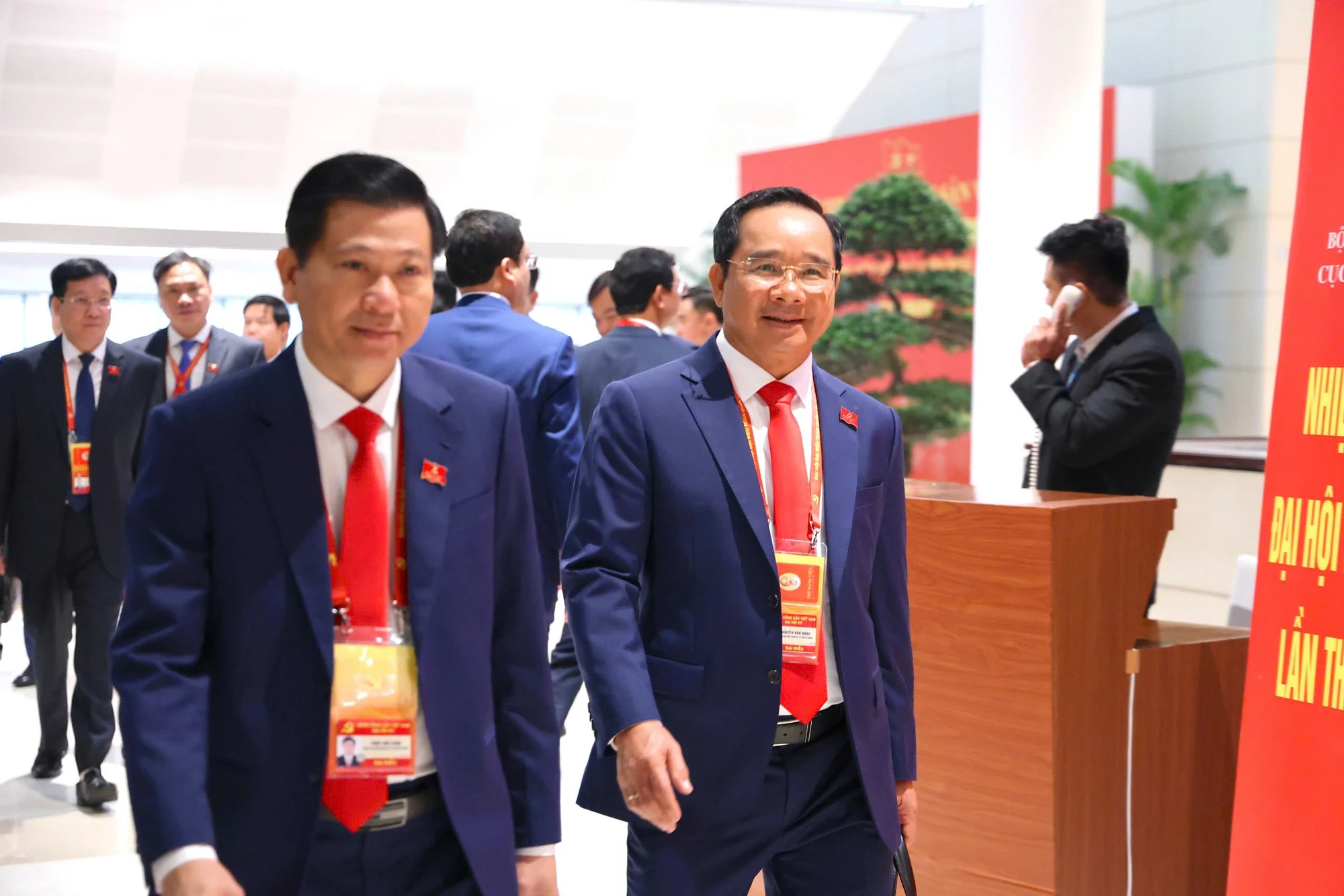 dai-bieu-vao-phien-tru-bi-dai-hoi-xiv-của-dang-le-thoa-13.jpg