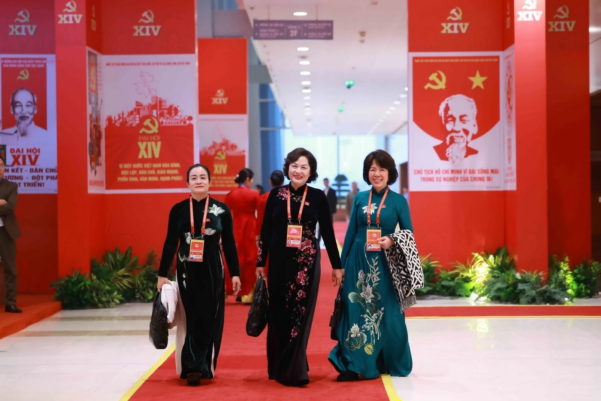 toan-canh-ngay-dau-lam-viec-của-dai-hoi-xiv-ttxvn-6.jpg