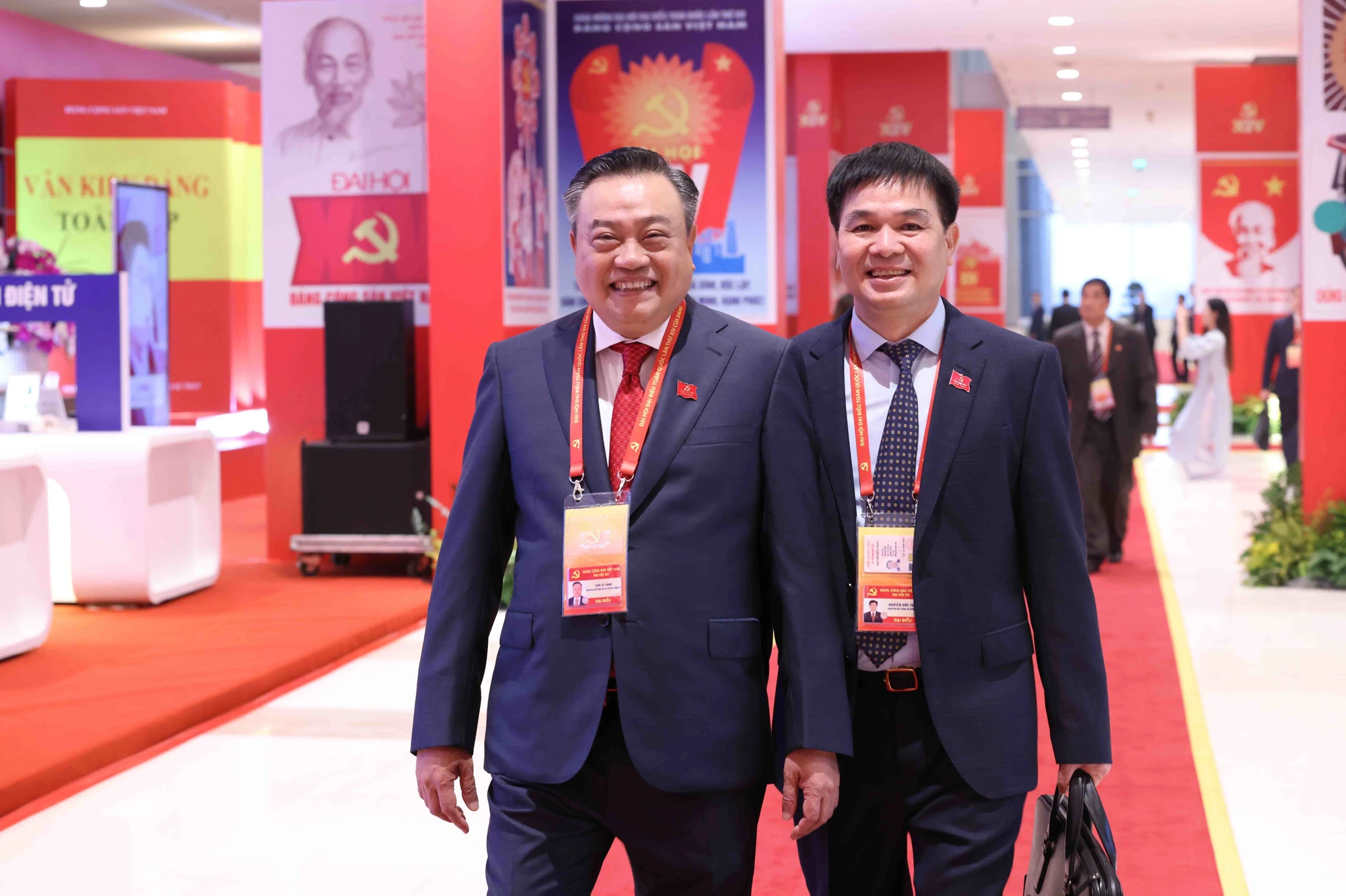 hinh-anh-lanh-dao-dang-nha-nuoc-va-cac-dai-bieu-trong-ngay-khai-mac-dai-hoi-xiv-ttxvn-12.032.jpg