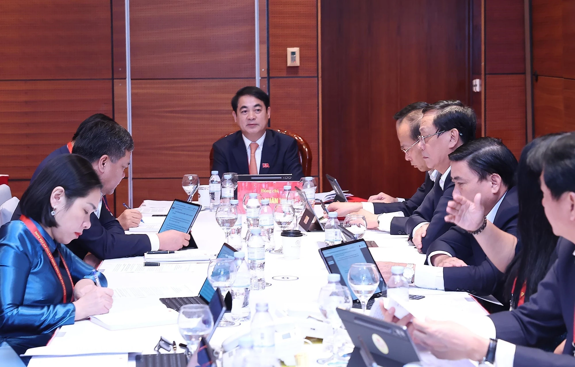 thao-luan-tai-doan-dai-hoi-xiv-ttxvn-12.jpg