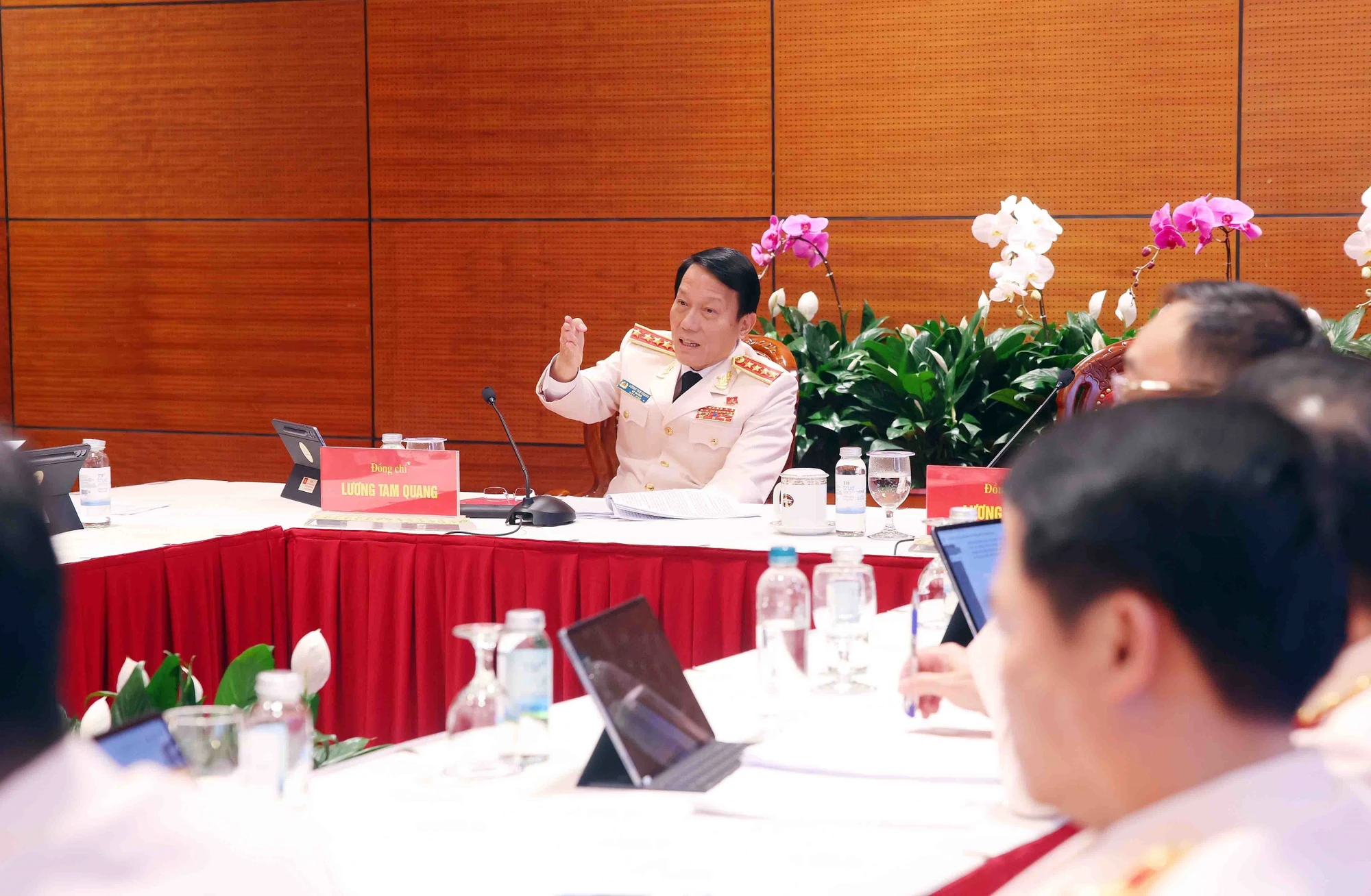 thao-luan-tai-doan-dai-hoi-xiv-ttxvn-19.jpg
