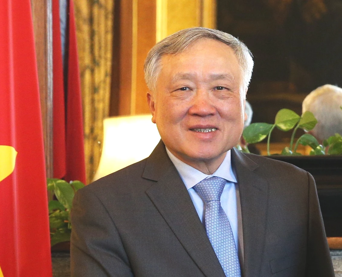 Nguyen-Hoa-Binh-CL.JPG