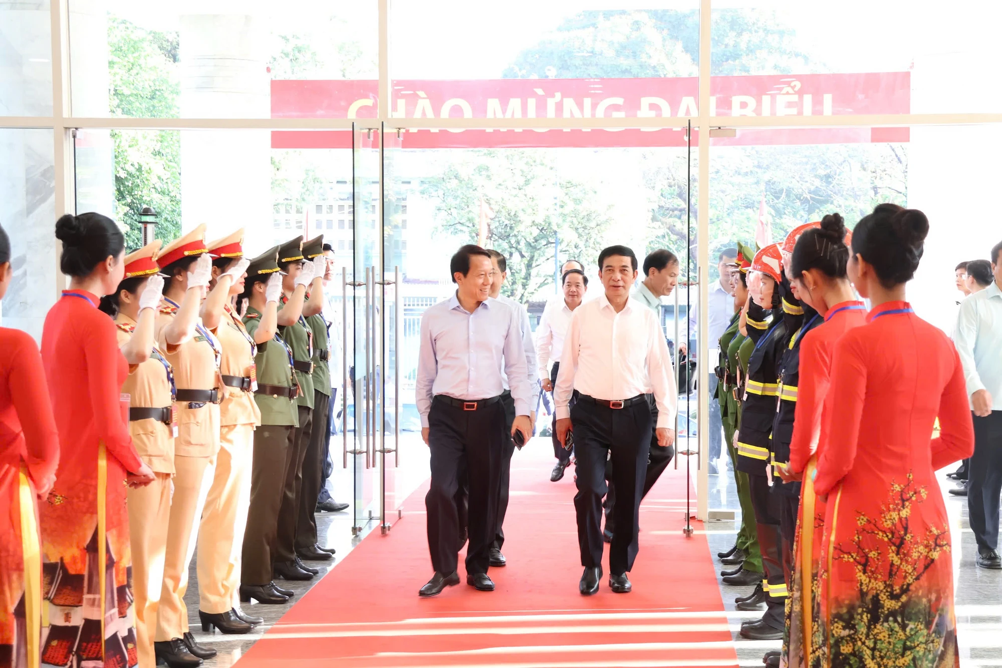 luong-tam-quang-le-thoa.jpg