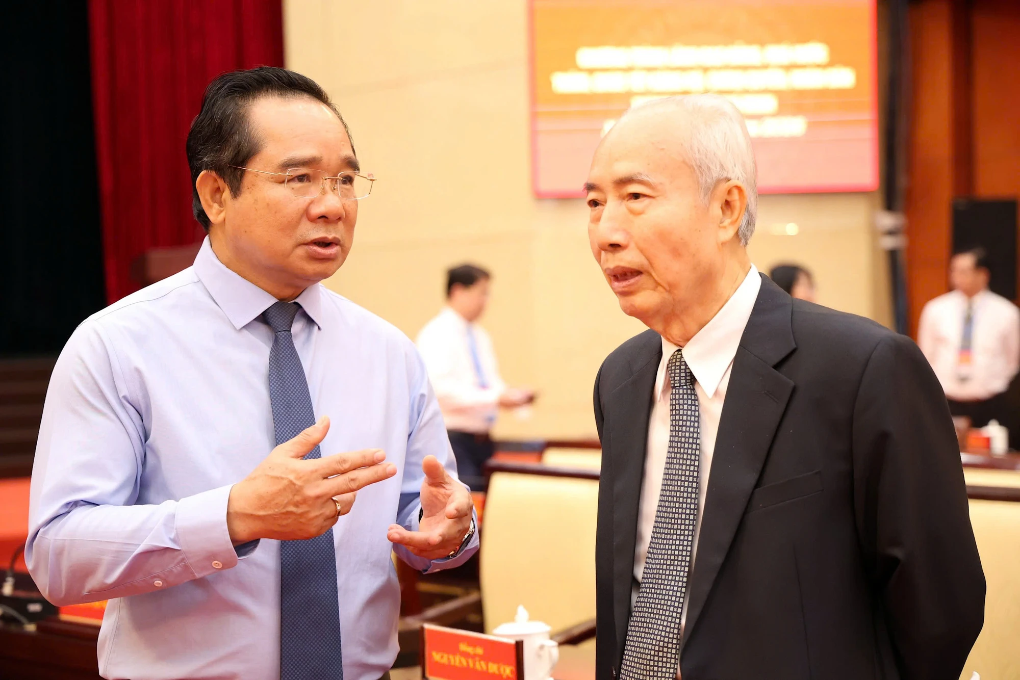 nguyen-van-duoc-huynh-dam-le-thoa.jpg