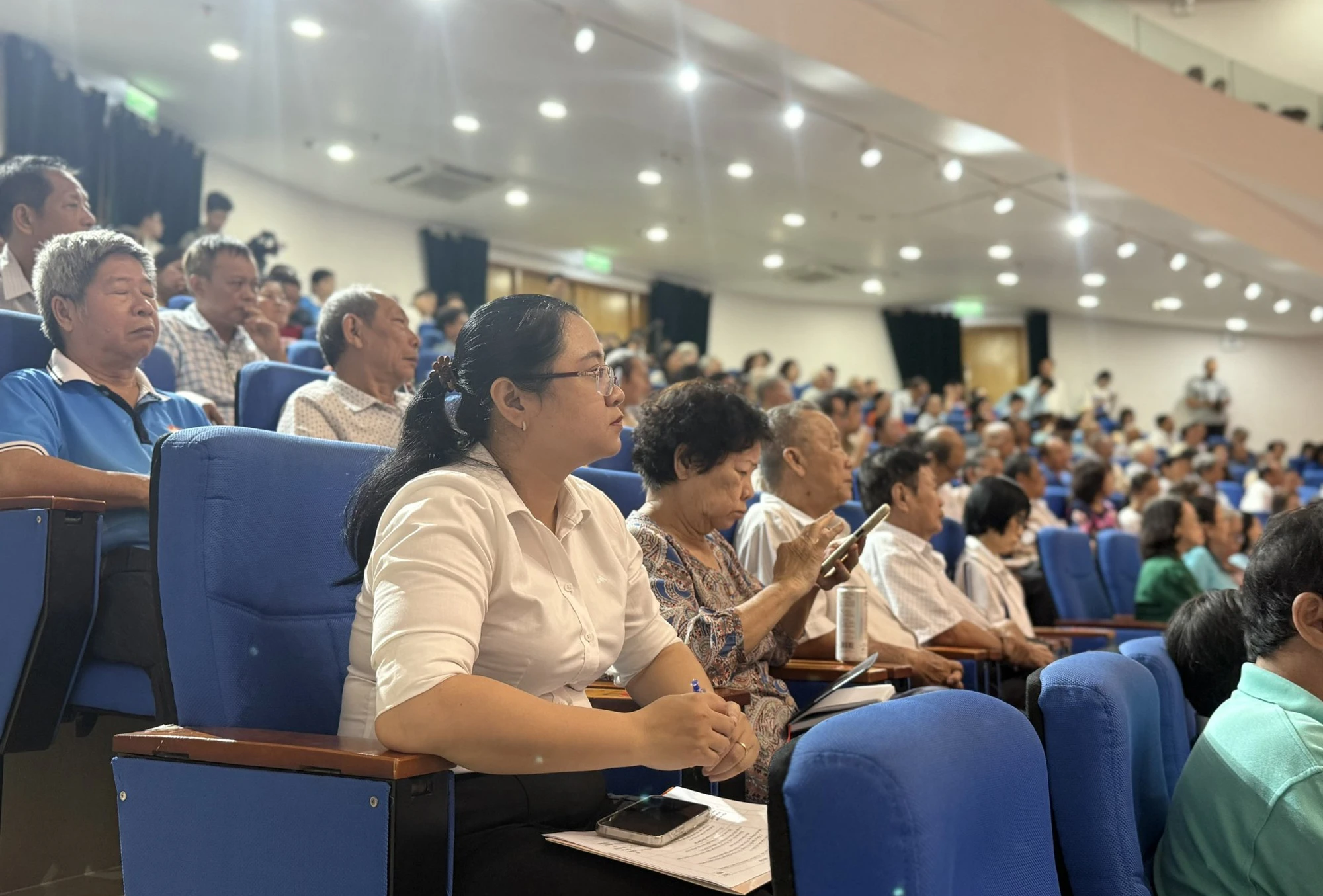 ung-cu-vien-dbqh-do-duc-hien-se-phoi-hop-de-xuat-thi-diem-mo-hinh-chinh-quyen-do-thi-tu-chu-cho-tp-hcm-1.jpg