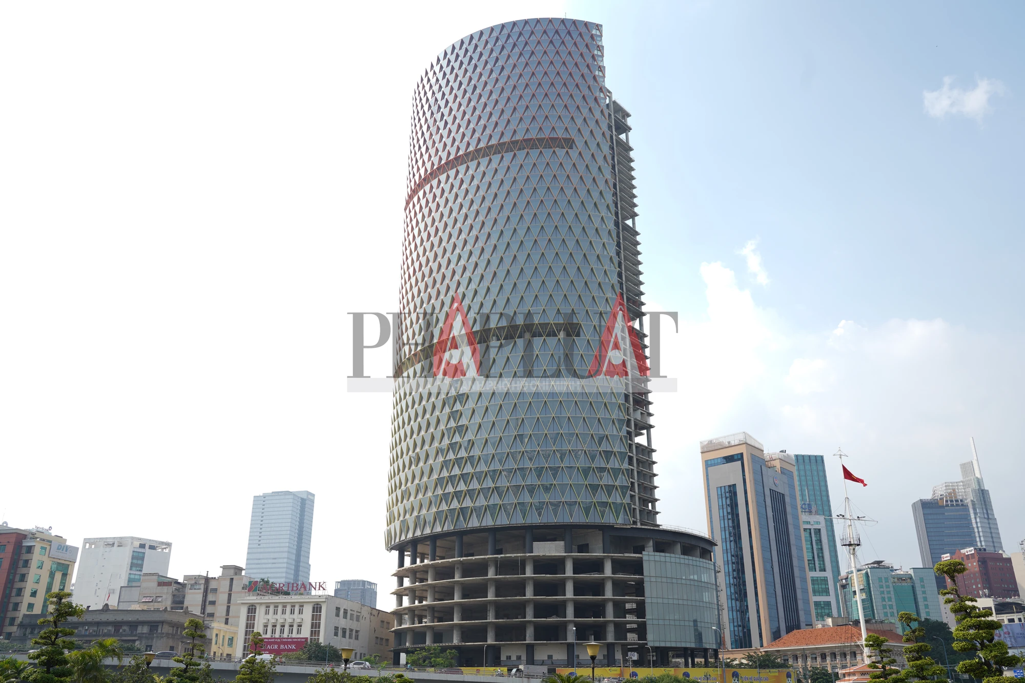 van-thinh-phat-21.jpg