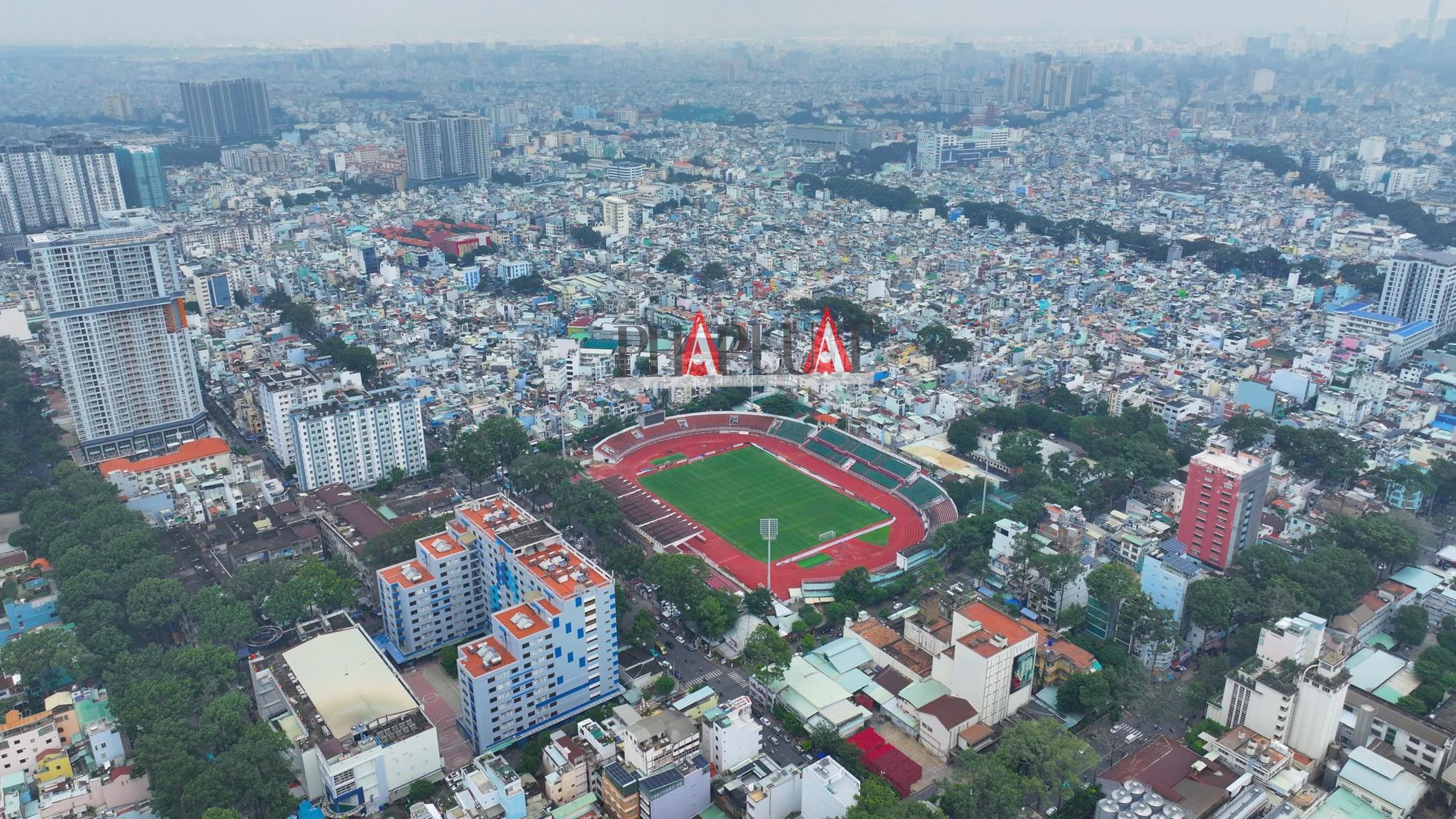 san-van-dong-thong-nhat6.jpg