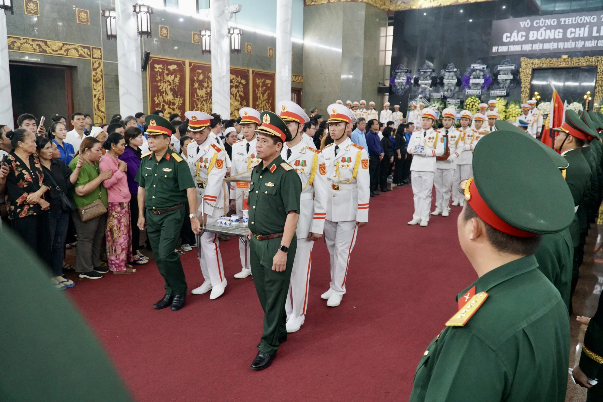 12-chien-si-hy-sinh-trong-dien-tap-17.JPG