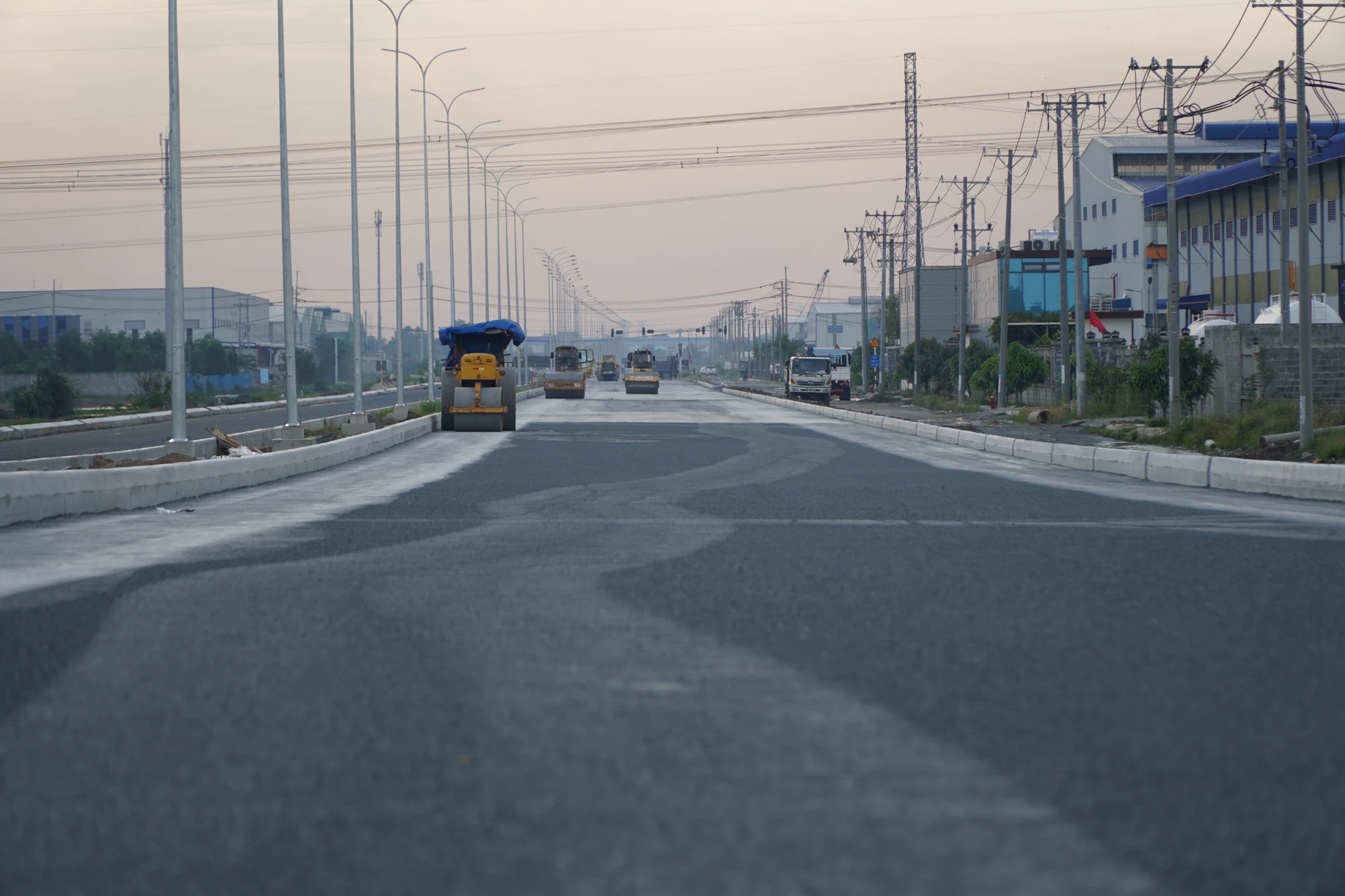 đường tỉnh 823D-8.JPG