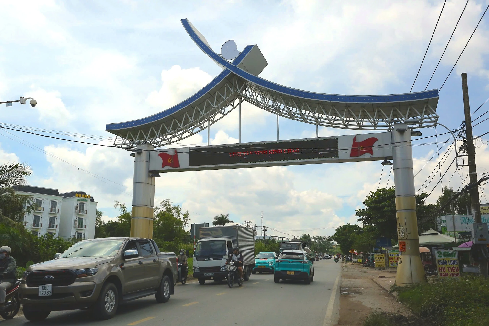 quốc lộ 50-5.jpg