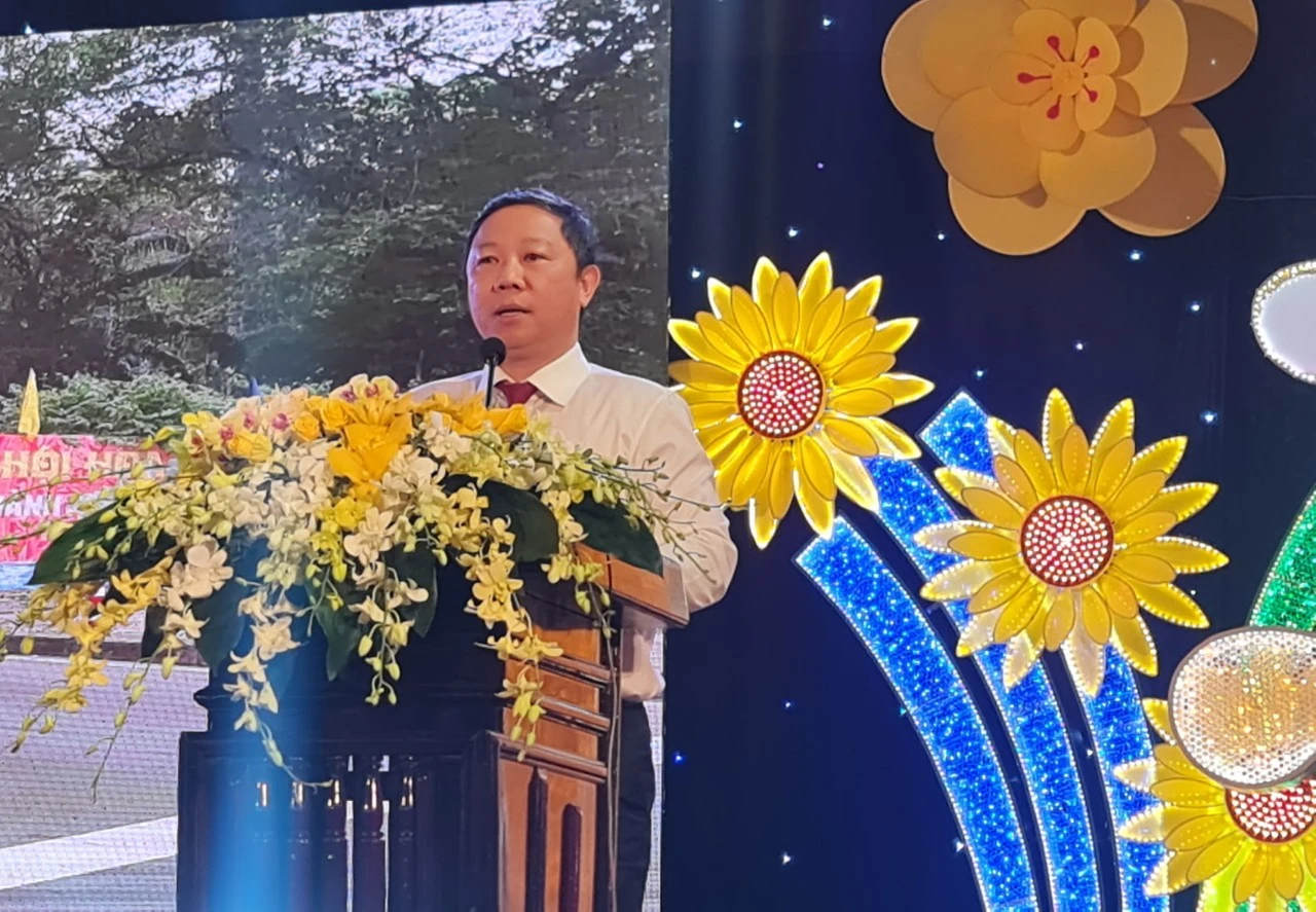Ông Dương Anh Đức, Phó chủ tịch UBND TP.HCM phát biểu tại lễ khai mạc Ông Dương Anh Đức, Phó chủ tịch UBND TP.HCM phát biểu tại lễ khai mạc