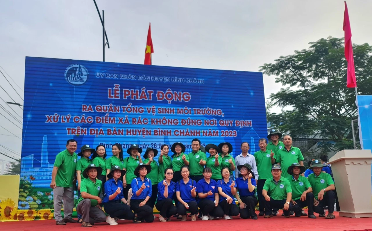 binh-chanh-xoa-diem-den-ra-8.jpg