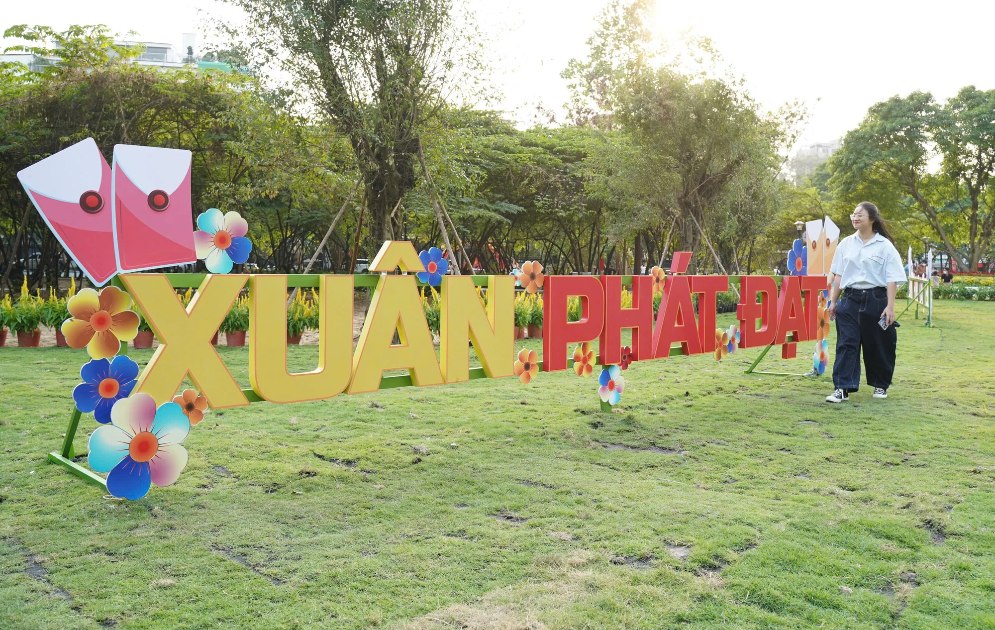 khu đất tạm công viên 1.jpg