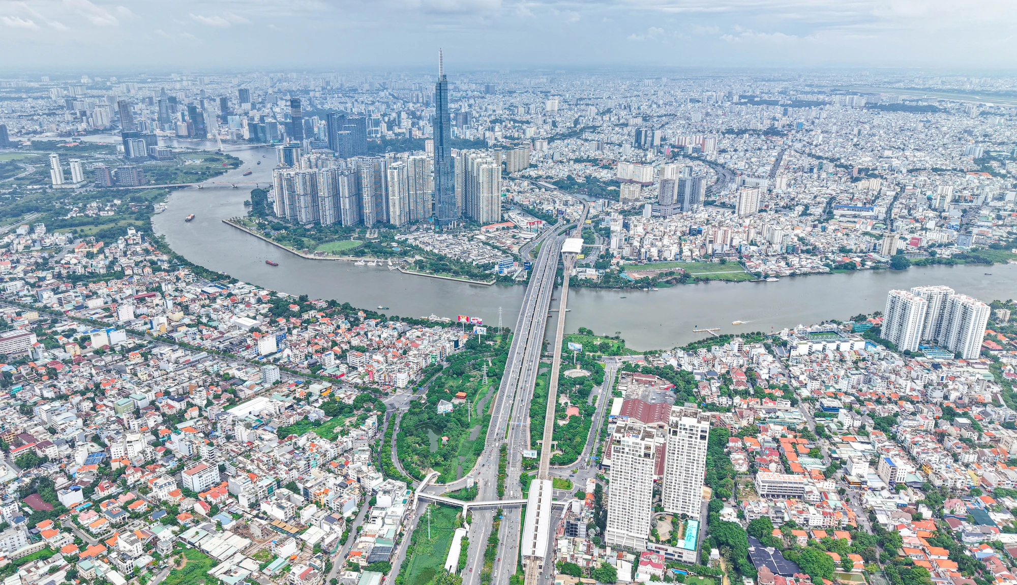 tái định cư TP.HCM trên cao (1).jpg