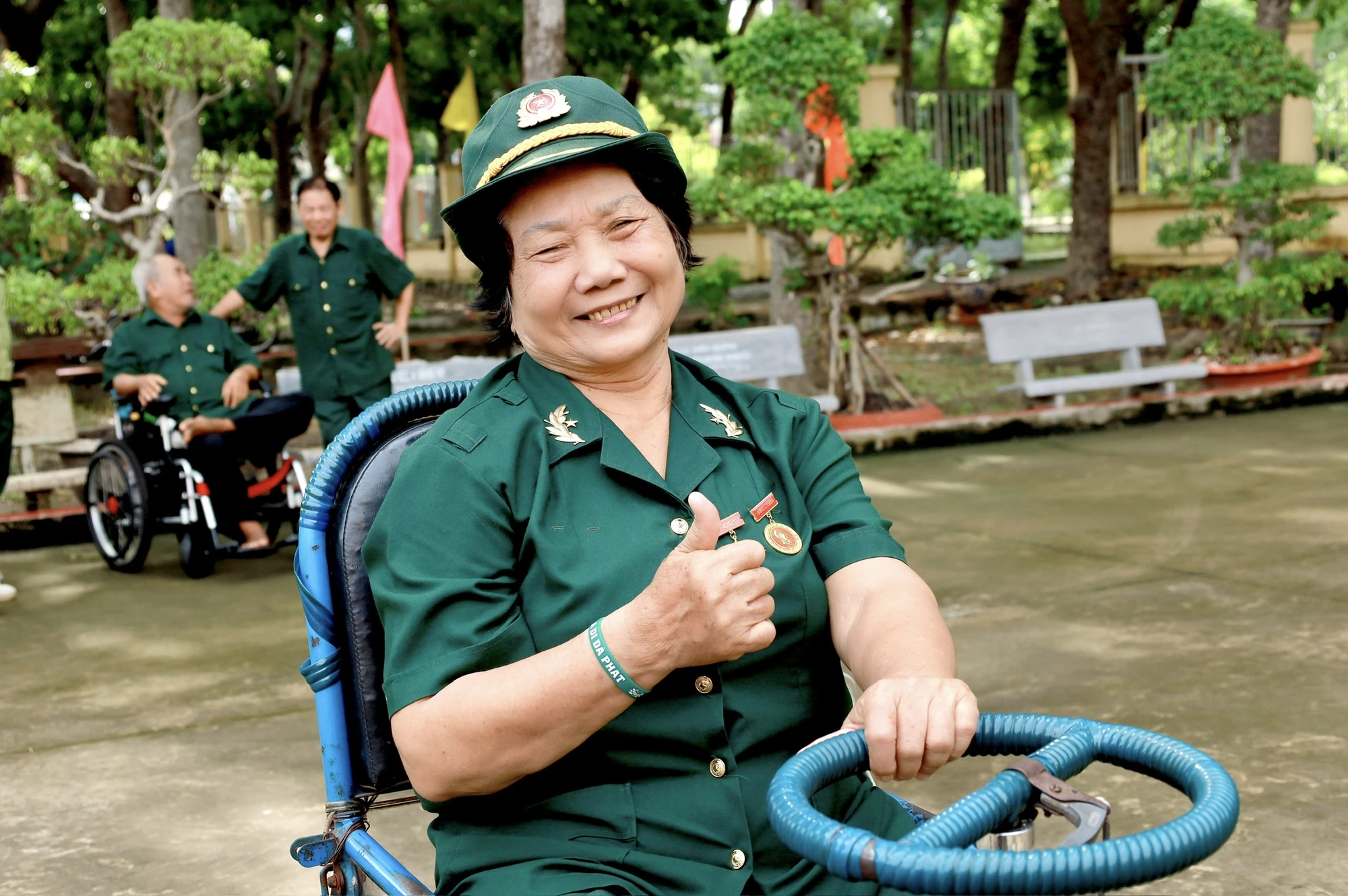 nguoi-co-cong-101.jpg