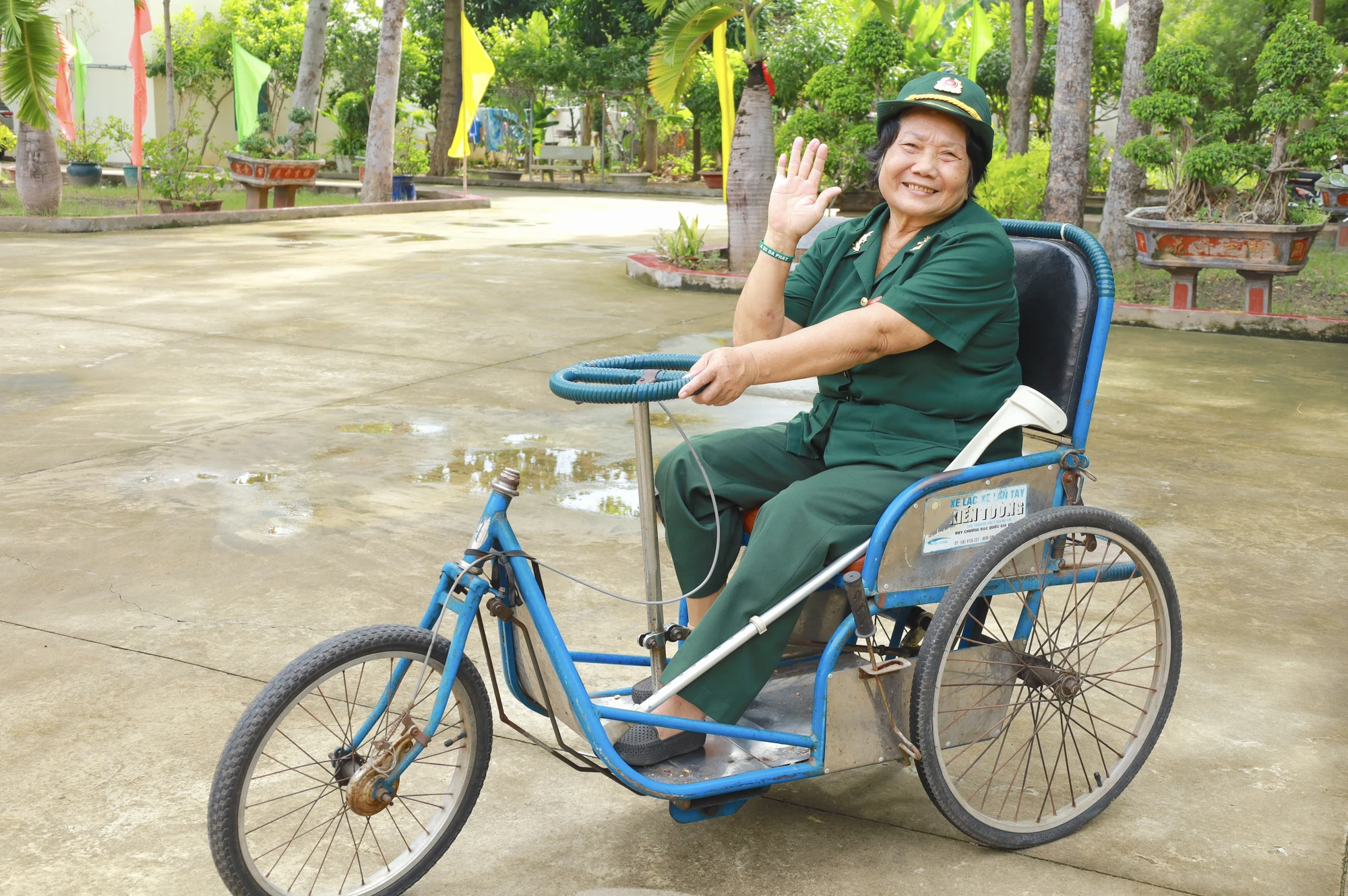 nguoi-co-cong-11.jpg