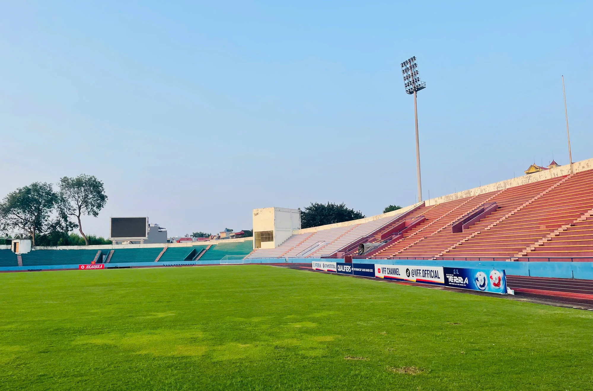 Cận cảnh sân Việt Trì, sẵn sàng làm sân nhà ĐT Việt Nam tại AFF Cup 2024 1.jpg