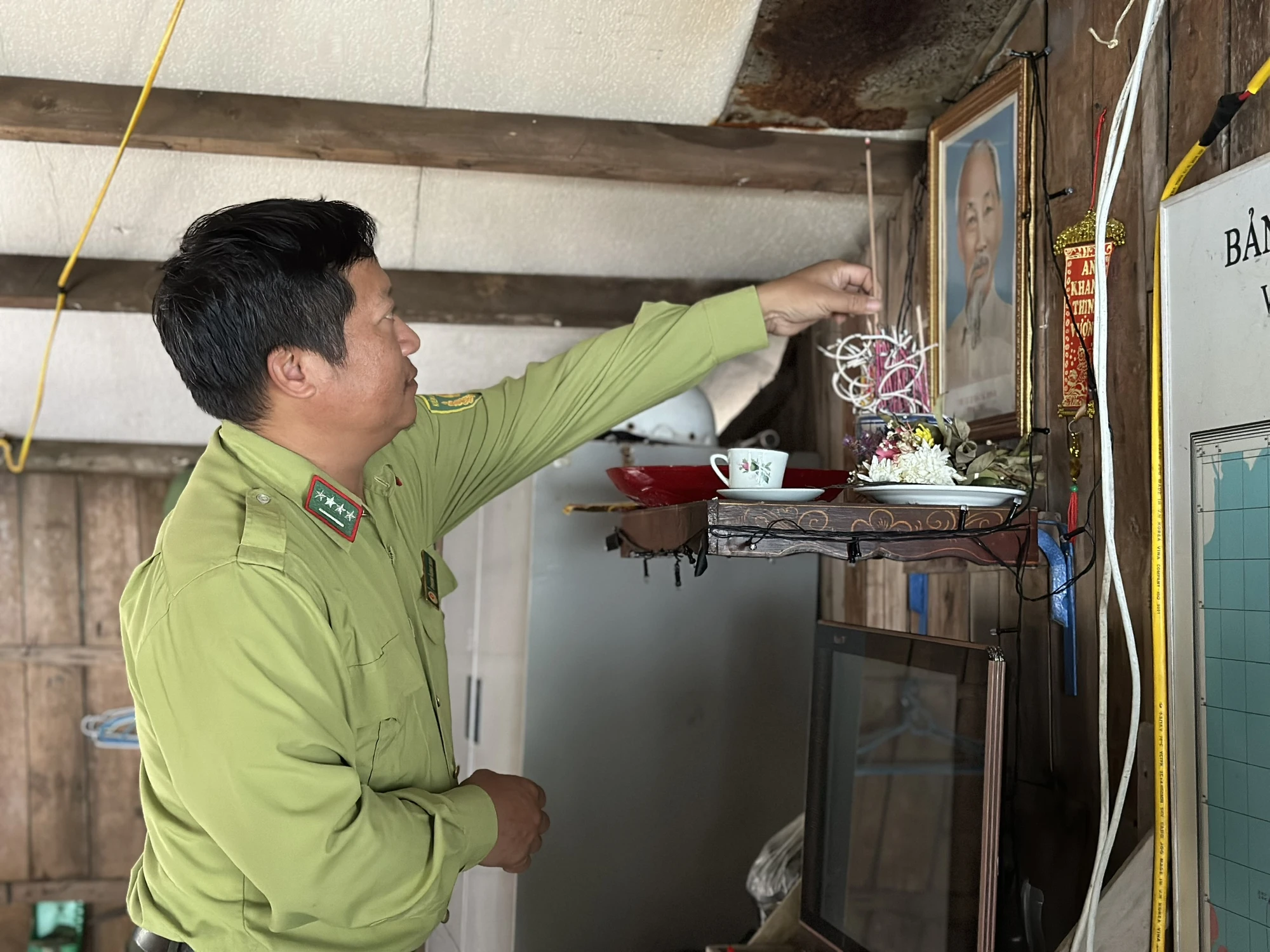 e-tham-gio-cung-tram-kiem-lam-noi-dau-tien-tren-ca-nuoc-8.jpg