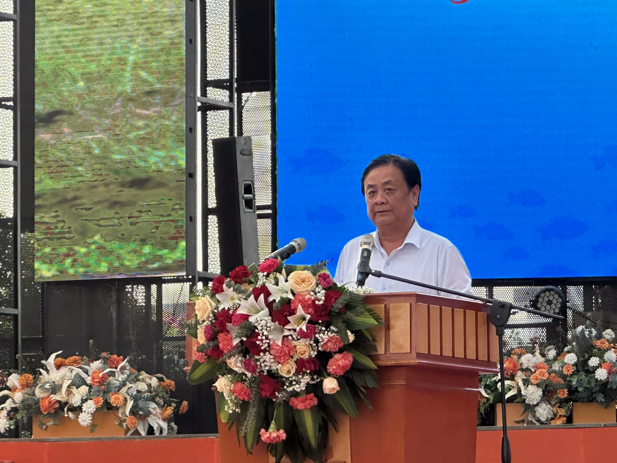 quang-ninh-tha-5-trieu-con-giong-xuong-bien-de-tai-tao-nguon-loi-thuy-san-2.jpg