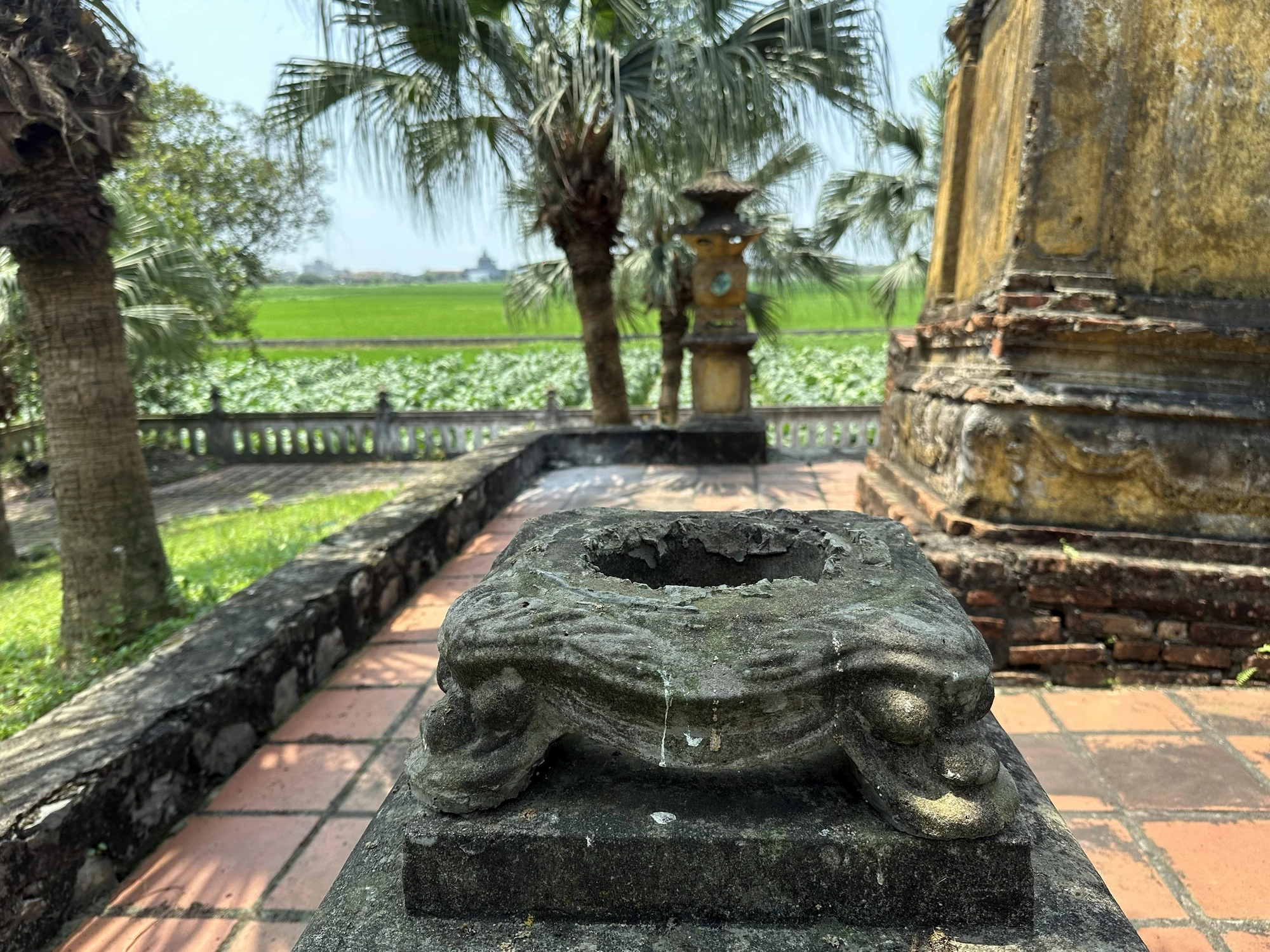 thap-but-kinh-thien-trong-di-tich-trang-trinh-nguyen-binh-khiem-co-nguy-co-do-9.jpg