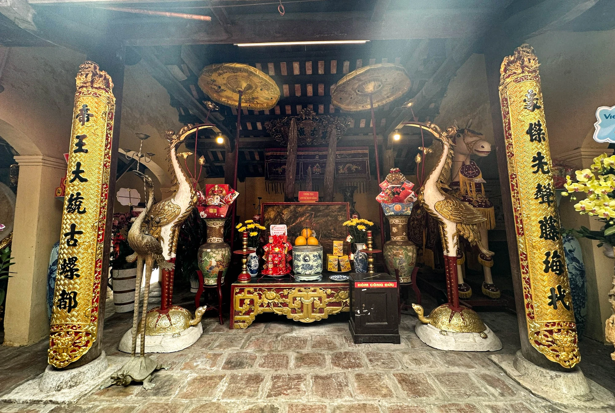 nhung-di-vat-co-vat-dac-biet-trong-cum-di-tich-lich-su-tu-luong-xam-can-cu-ban-doanh-ngo-quyen-nam-938-11.jpg