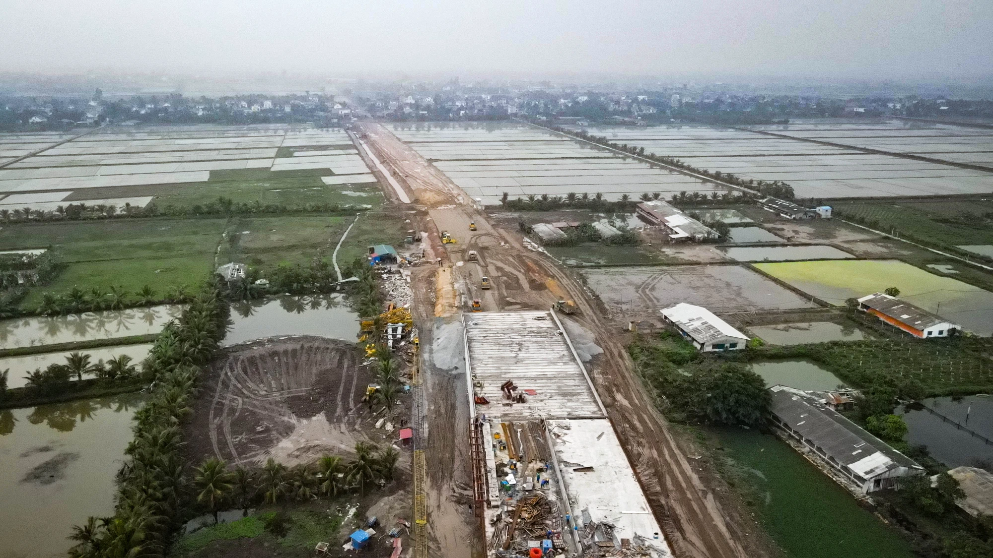 day-nhanh-tien-do-du-an-cau-duong-1400-ti-o-hai-phong-8.jpg