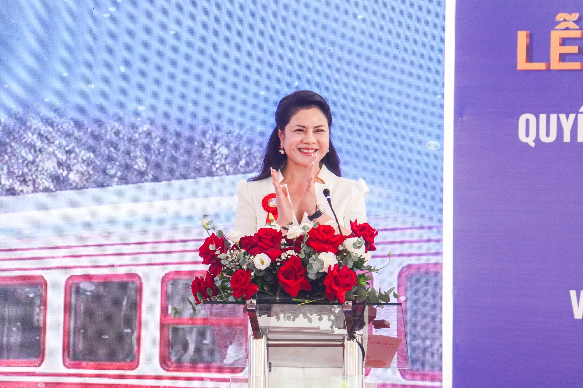 khai-truong-doan-tau-quy-toc-hoa-phuong-do-14.JPG