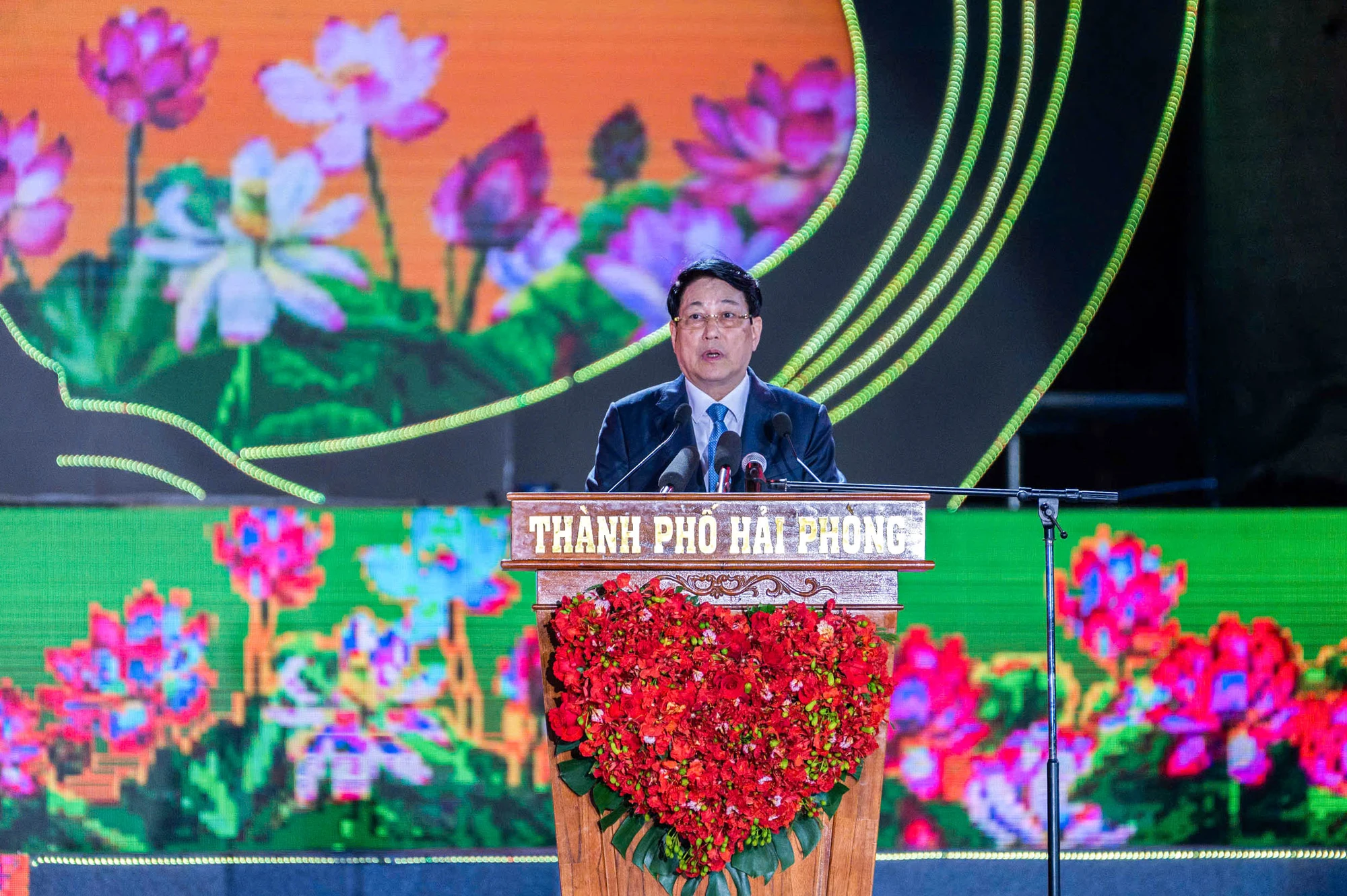 Hải Phòng đón nhận danh hiệu 'Thành phố Anh hùng'