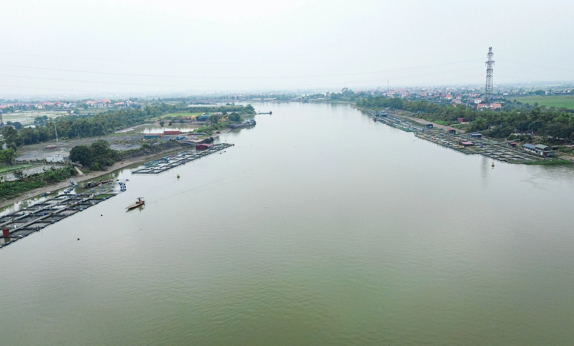 hai-duong-long-nuoi-ca-phu-kin-khuc-song-lai-tau-than-troi-2.JPG