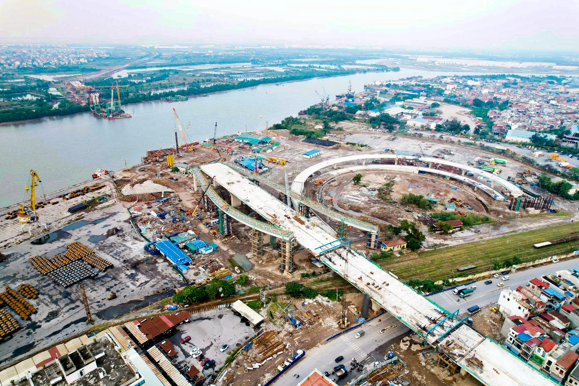 hai-phong-gap-rut-thi-cong-day-nhanh-tien-do-o-du-an-cau-nguyen-trai-va-vung-phu-can-hon-6-nghin-ti-2.JPG