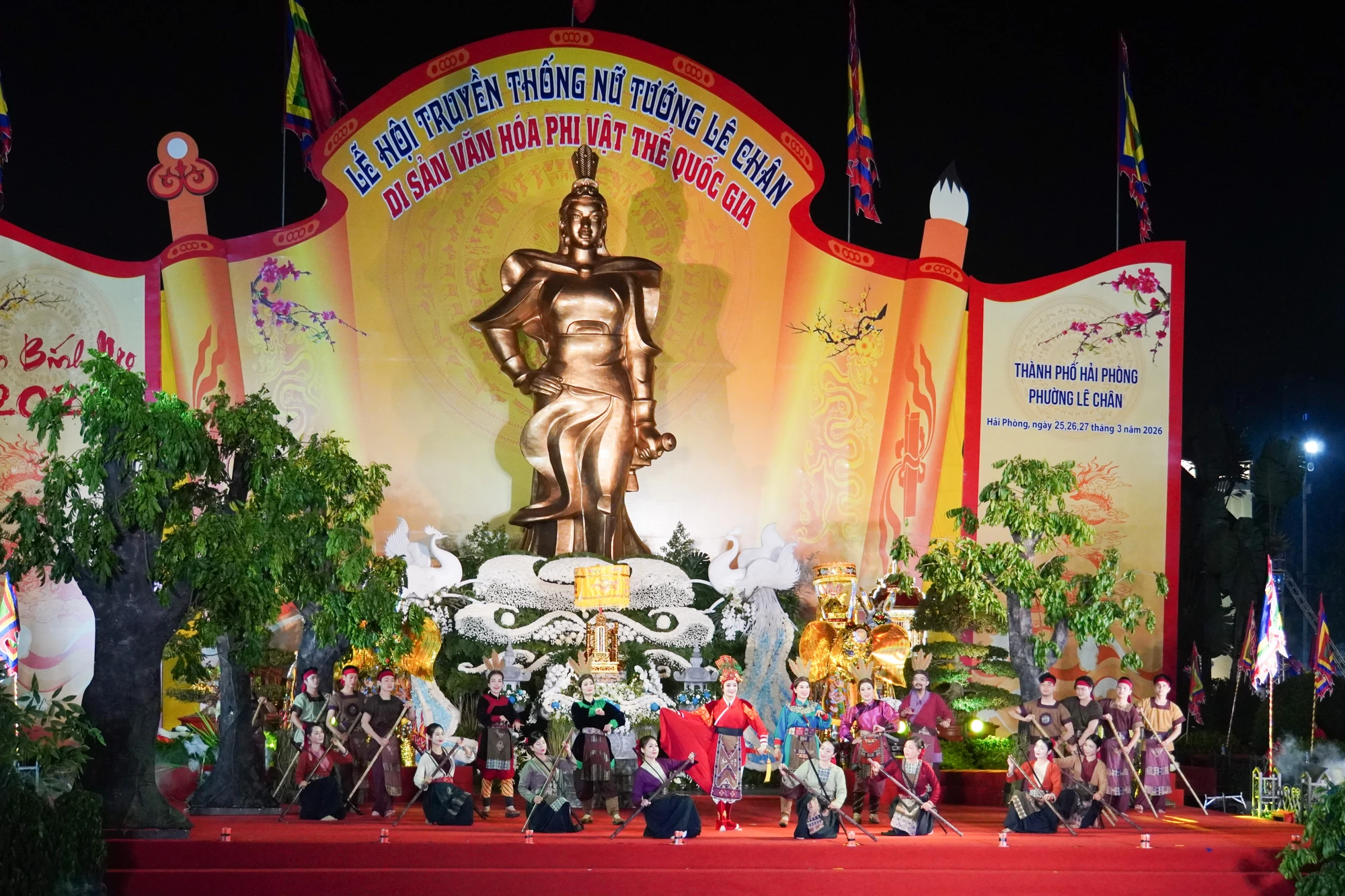 hai-phong-khai-mac-le-hoi-truyen-thong-nu-tuong-le-chan-nam-2026-9.JPG