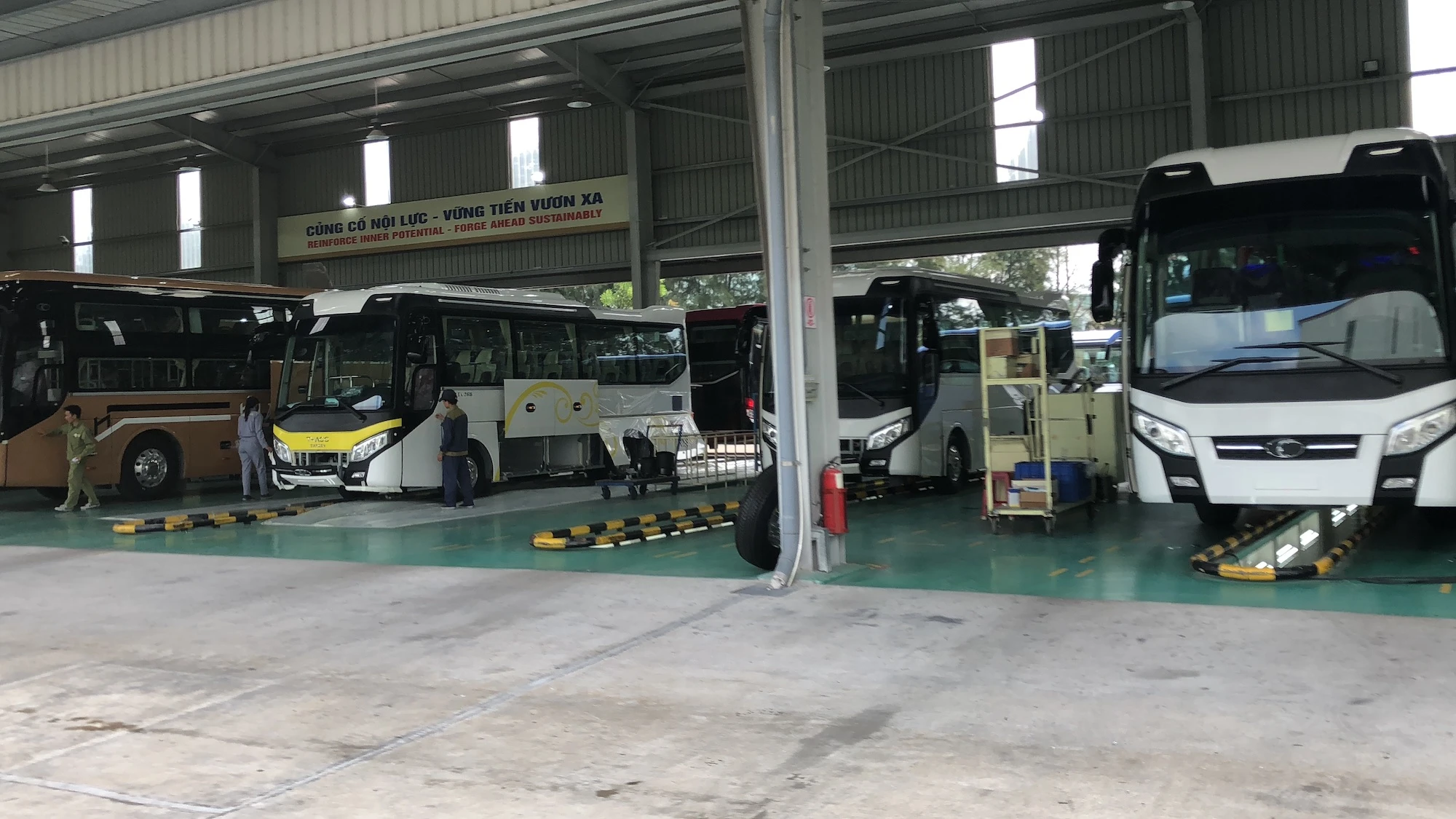 xe-buyt-VN-xuat-khau11.JPG