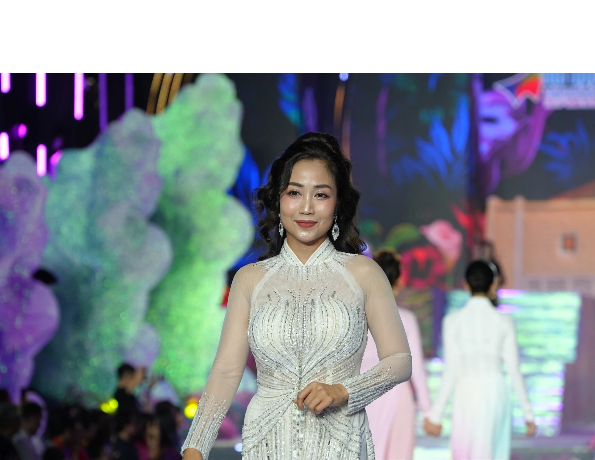 le-hoi-ao-dai-8-311.png
