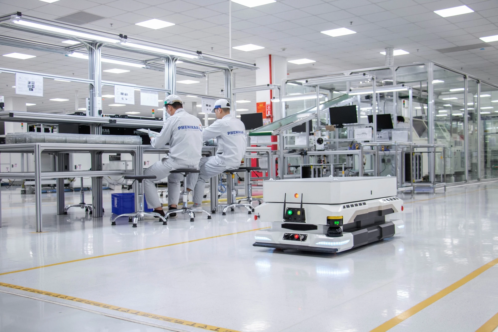 robot-chuyen-hang.jpg